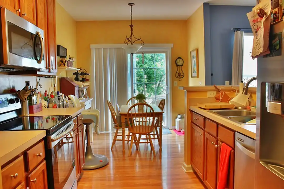 1008 Goldmist Ln - View 5