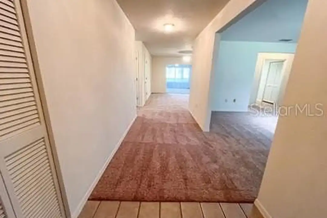 7103 NW 21st St - View 3