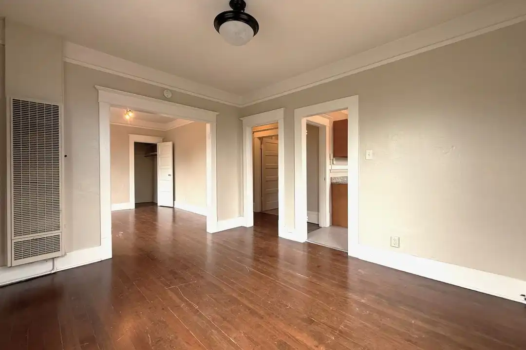 1802 12th Ave unit 5 - View 5