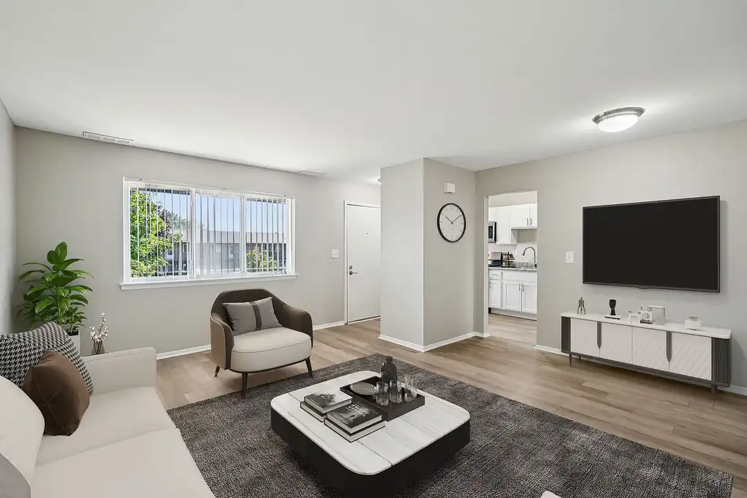 Stoneybrooke Apartments – photo 1 of 15
