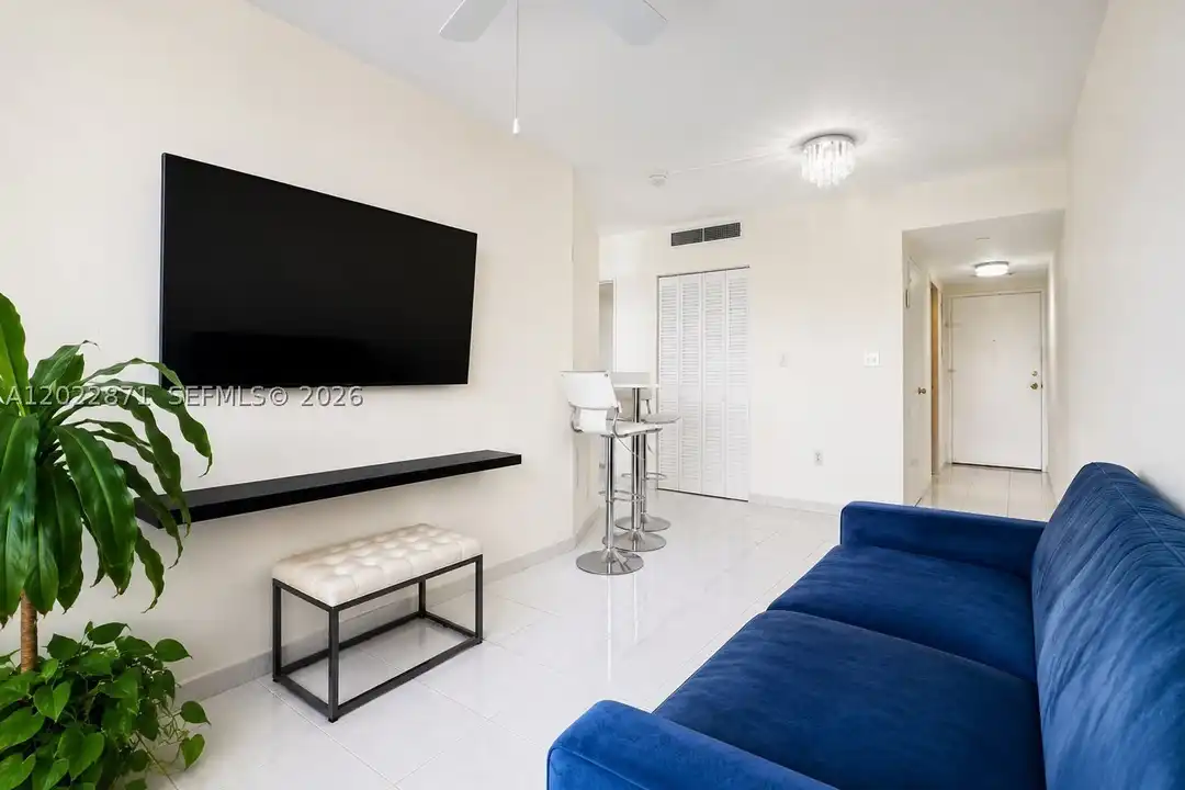 Apartment in Miami Beach, Miami-Dade - View 5