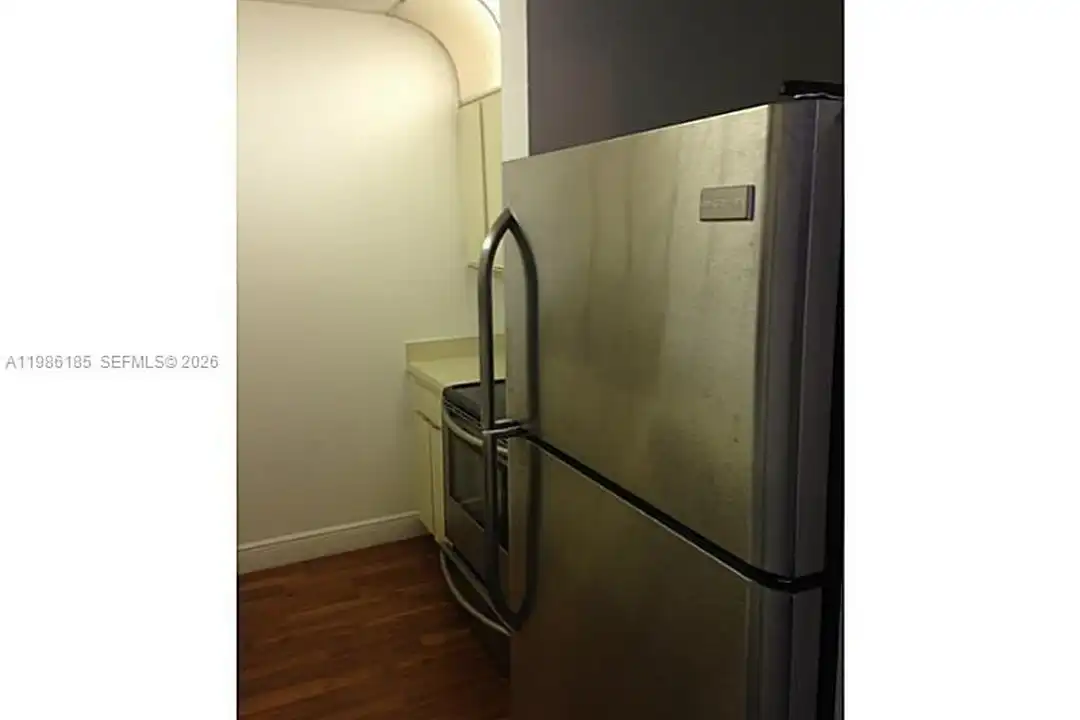 Apartment in Cutler Bay - View 4