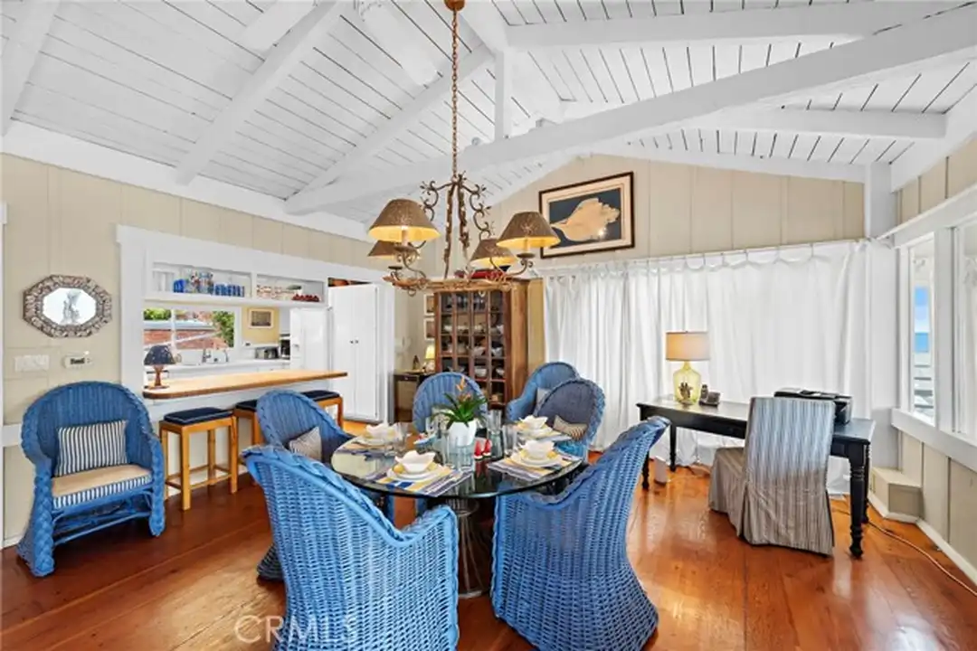 31925 Coast Hwy - More