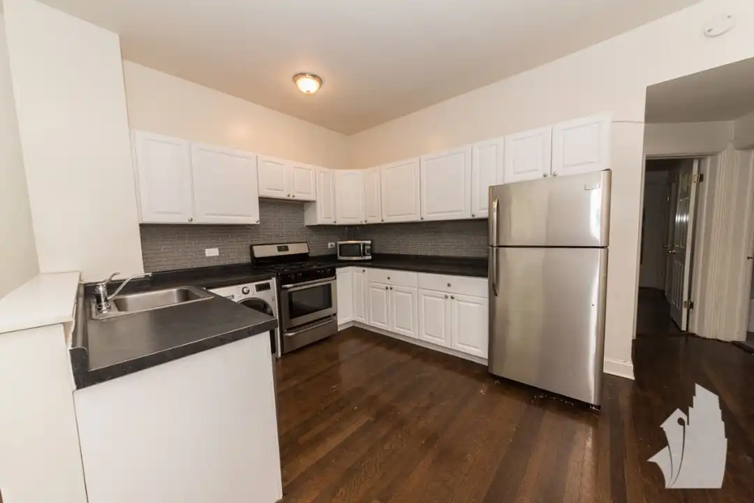 3709 N Hoyne Ave unit 3 - View 4