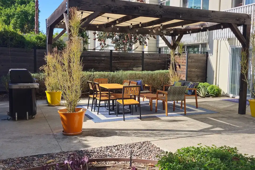 Welcome to La Villa Lake Apartments- 55+ Better Living - More