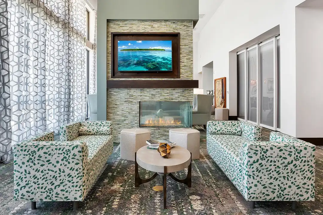 Apartment in Austin - View 4
