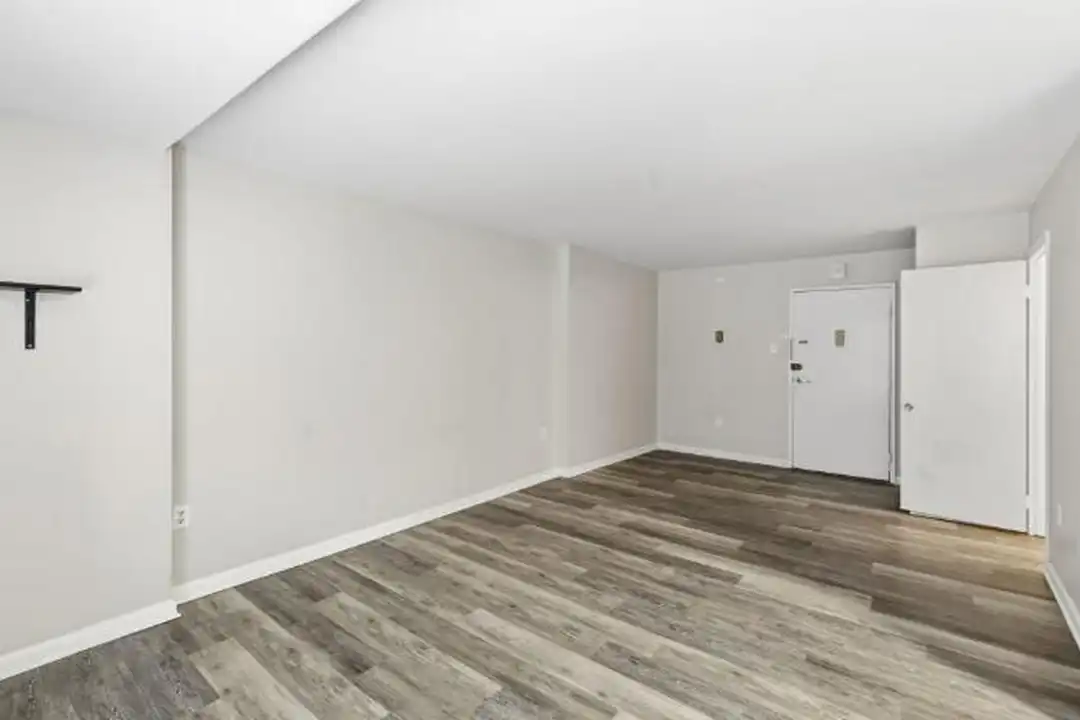 1440 N St NW - View 4
