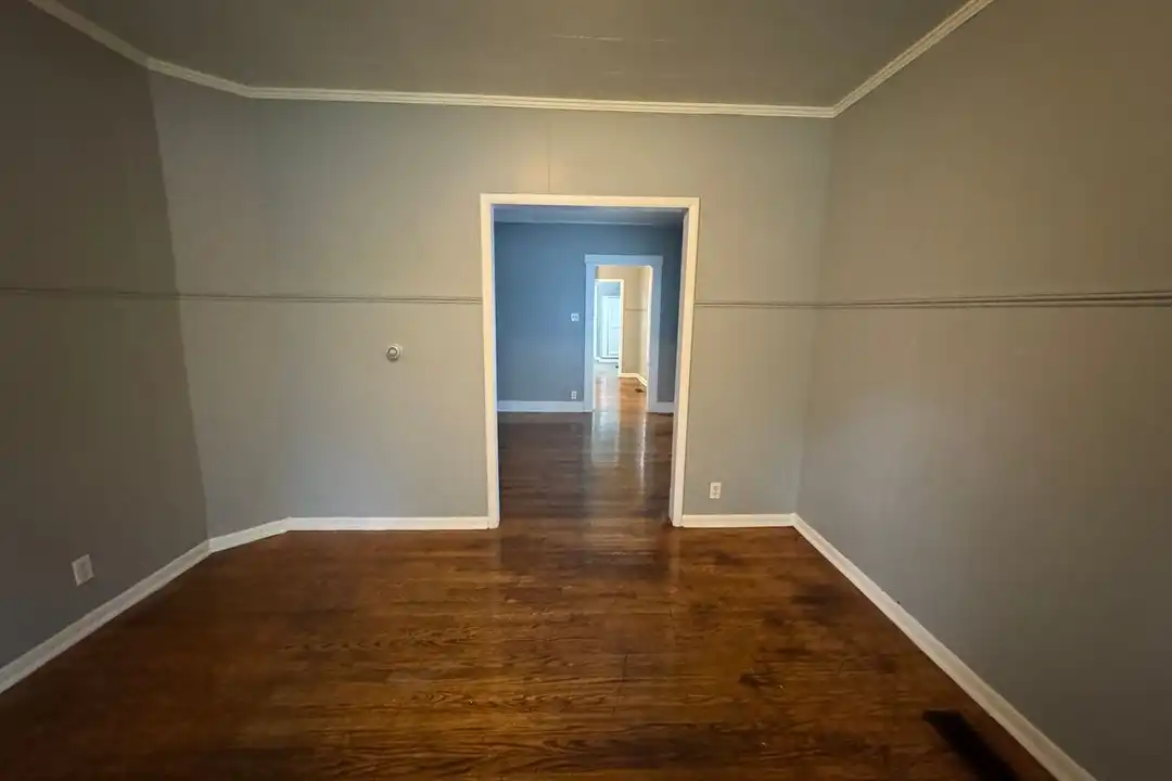 1354 N Olney St unit 1356 N Olney St – pohled 2