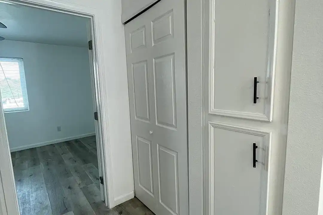 Genesis Apartments – photo 1