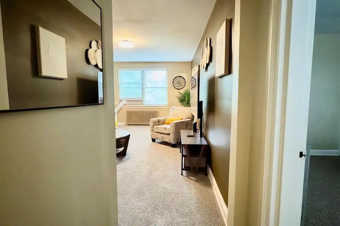 3935 S St SE unit Apt 304 - View 2