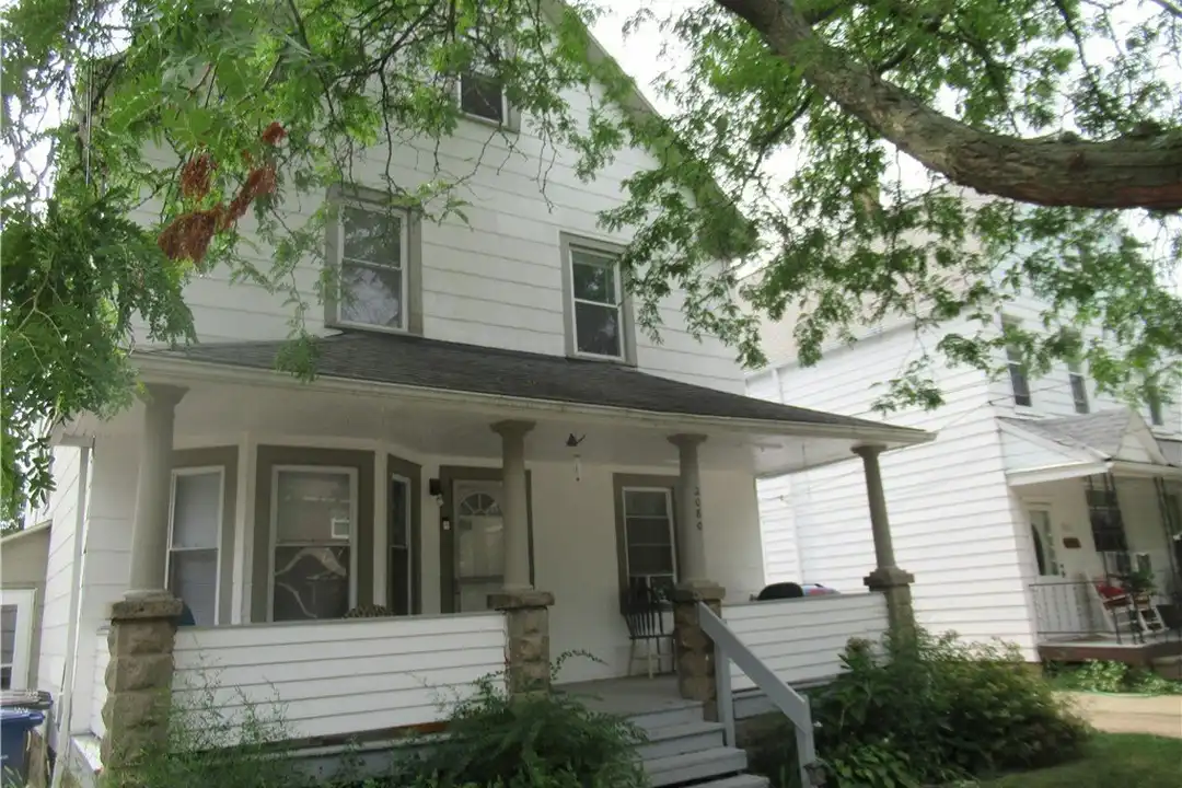 2080 Halstead Ave #2 – photo 1
