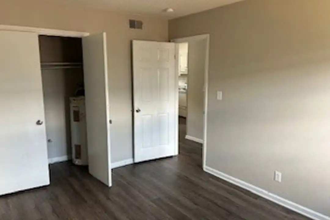 803 Utah Dr unit 811 K - View 4