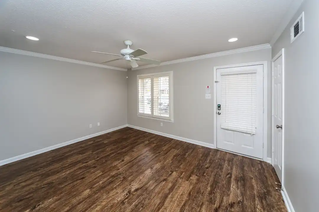 1585 Pepperwood St - View 4