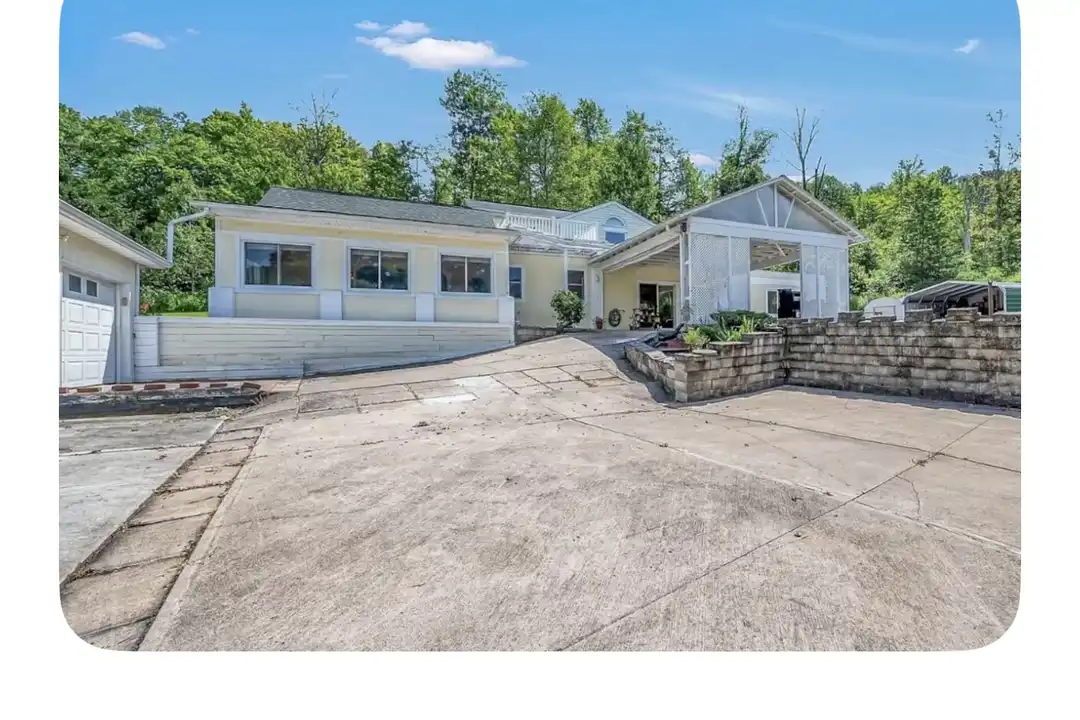 831 Montdale Rd unit 1 – photo 1 of 11