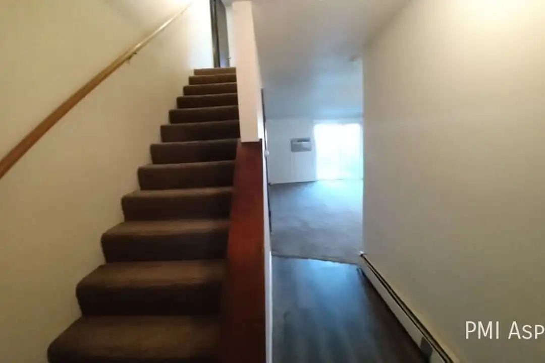 3494 Butternut Dr - View 5