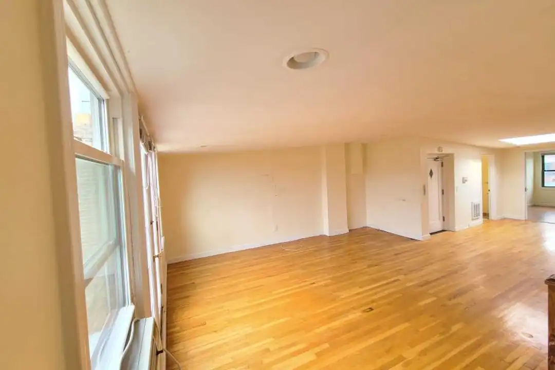 145 Beacon St - View 3