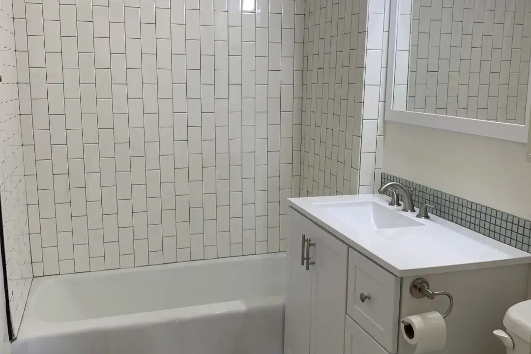 1017 E Harney St unit 1 - View 6