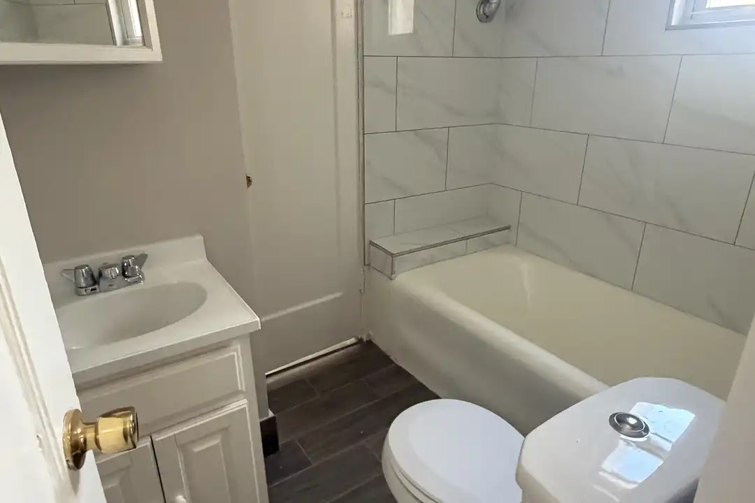 50 Jones St unit 306 - View 5