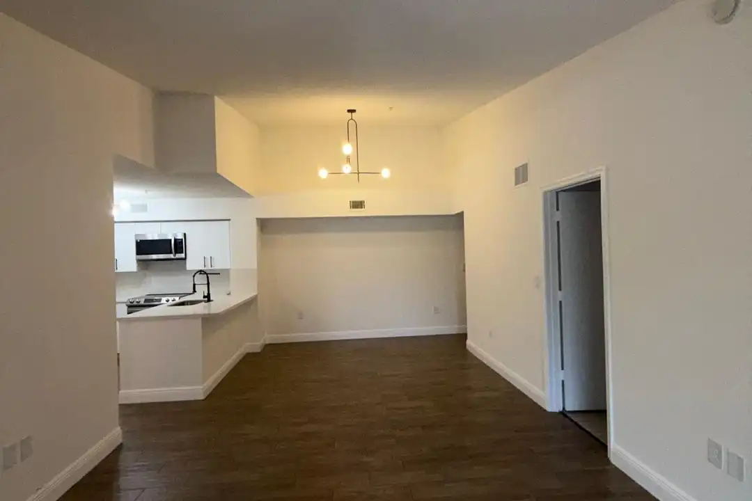 11165 SW 6th St unit 203 - View 6