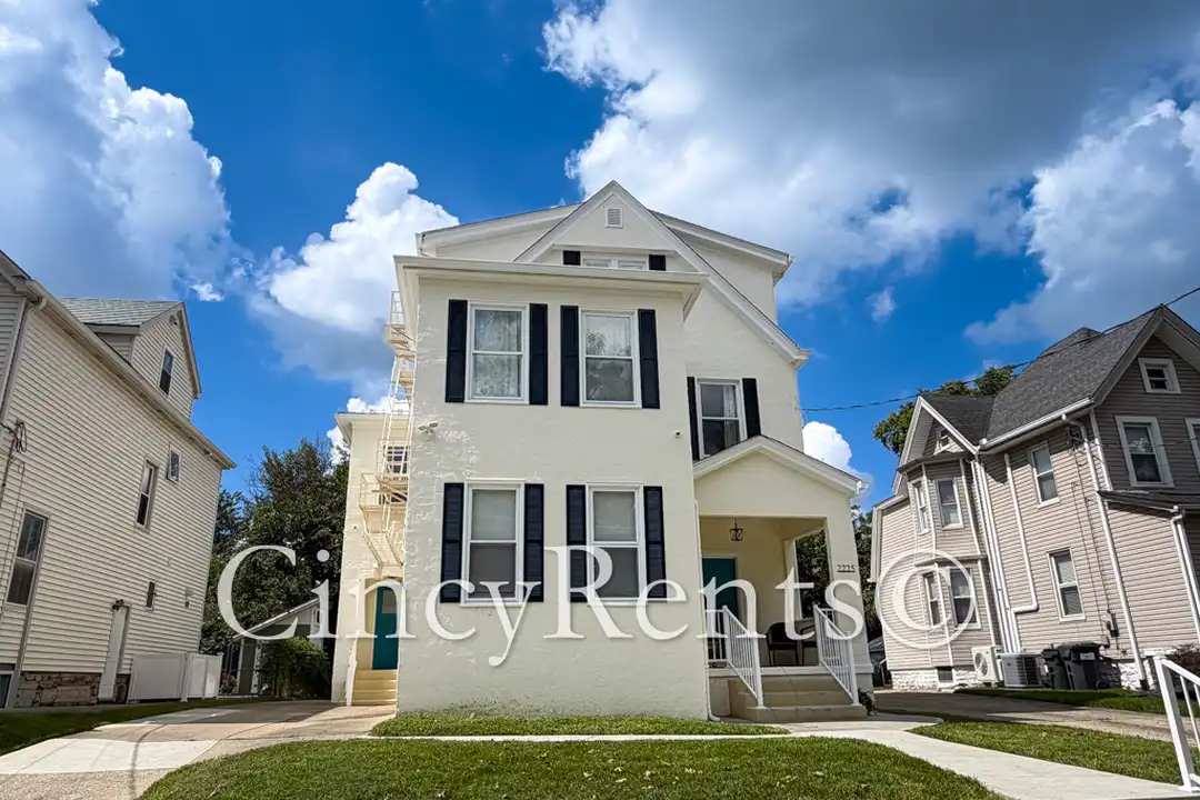 2225 Washington Ave unit 1 – photo 1