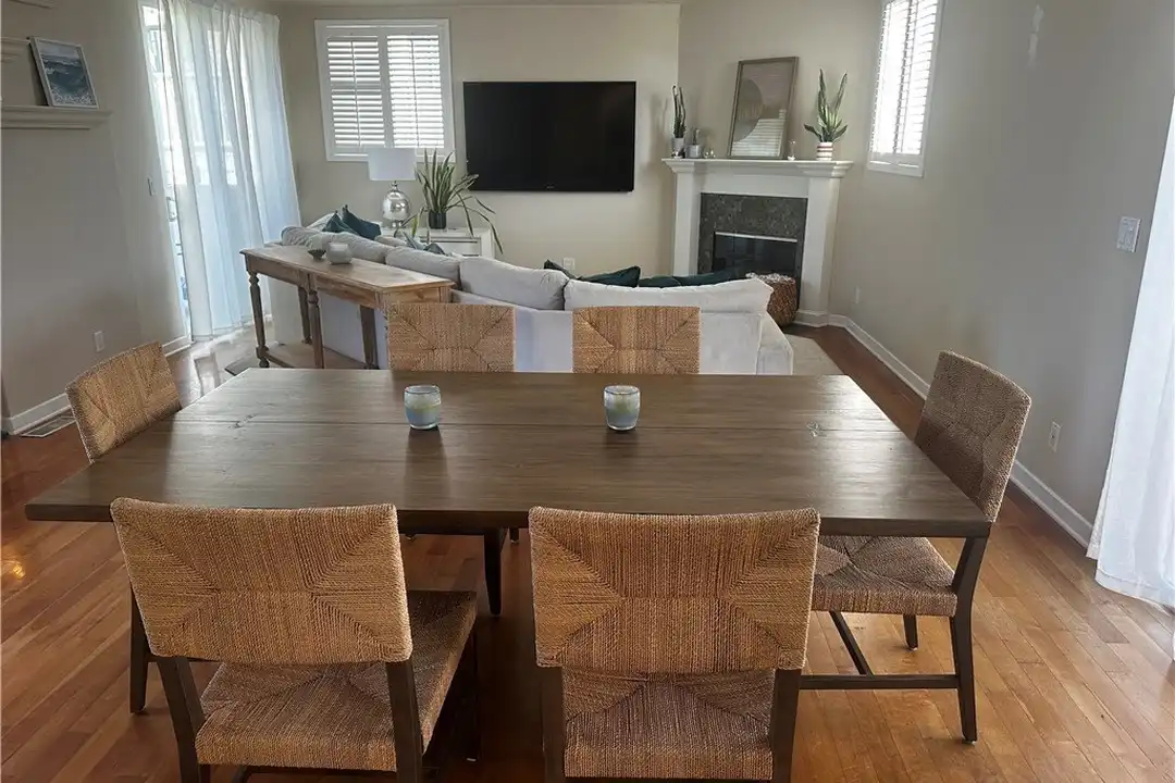 425 11th St - View 4