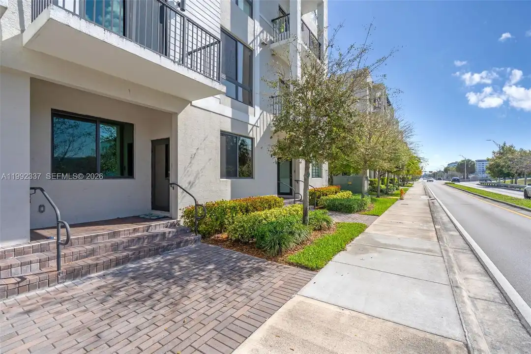 8363 NW 41st St unit 1 - View 4