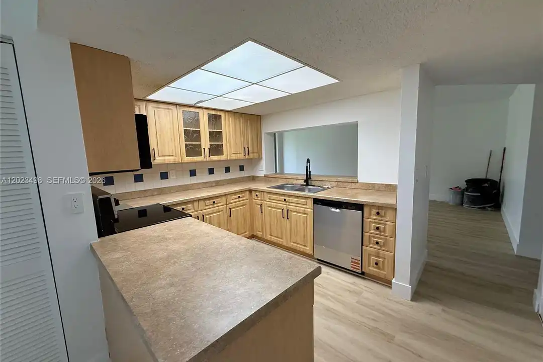 9531 Seagrape Dr unit 202 - View 4