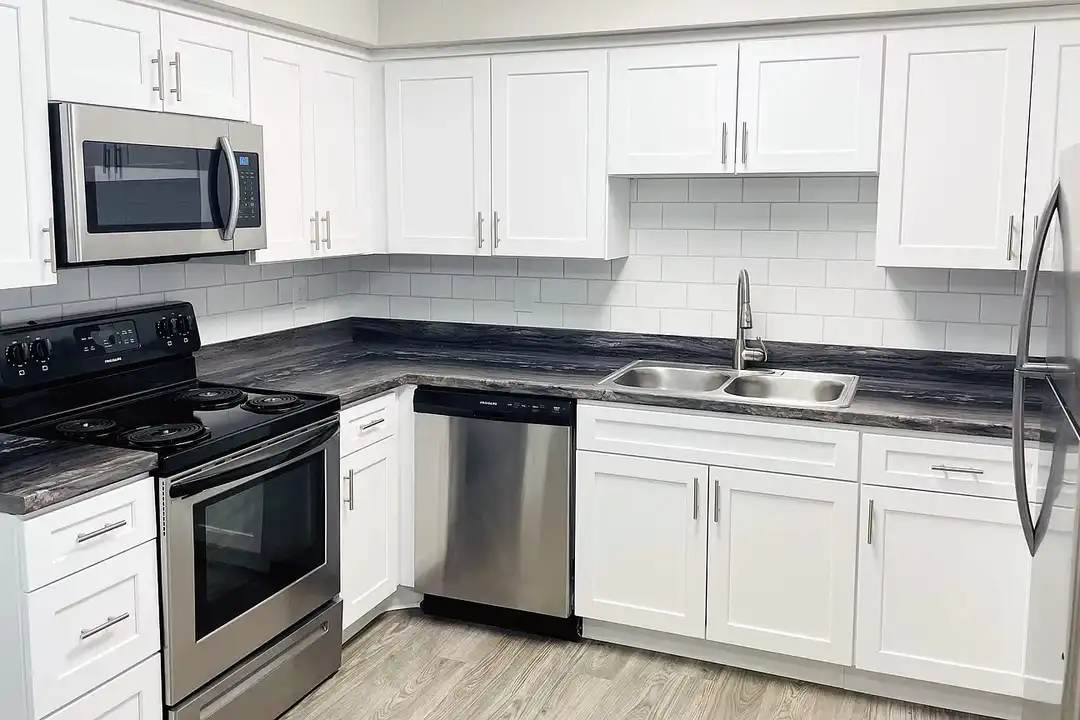 Slate Luxury Apartments - View 5