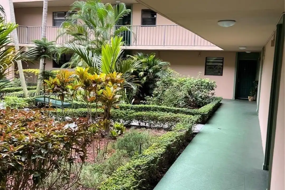 10525 SW 112th Ave #114 - View 2