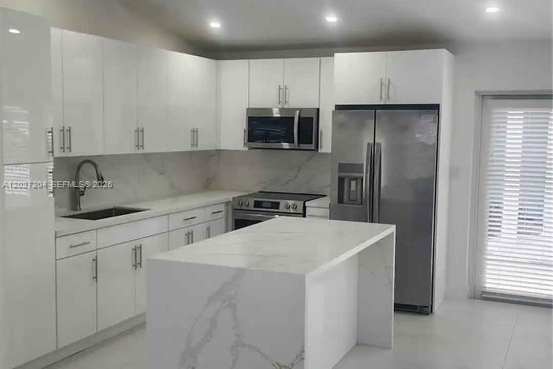 13741 SW 46th Terrace - View 3