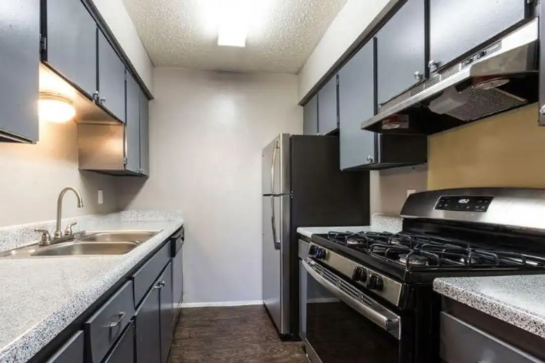1948 Shady Brook Dr - View 6