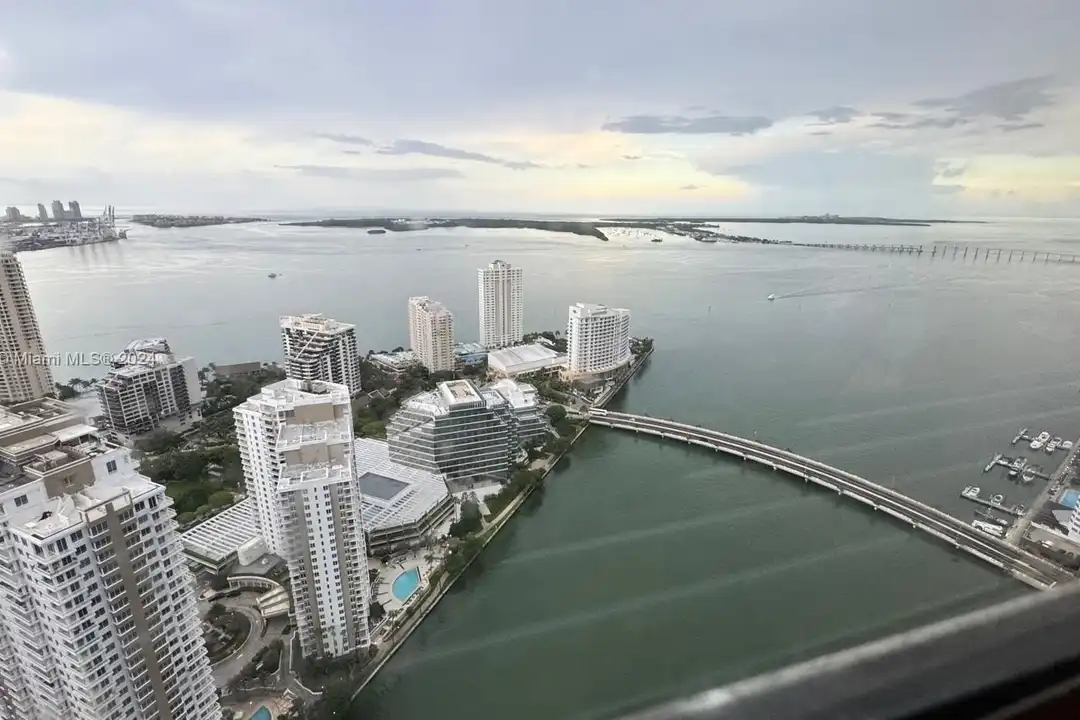 495 Brickell Ave #4902 - View 2