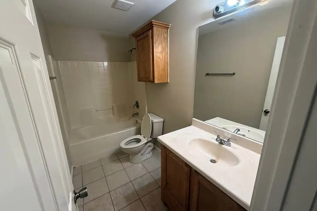 1816 Horsetail Falls unit 1 - View 5