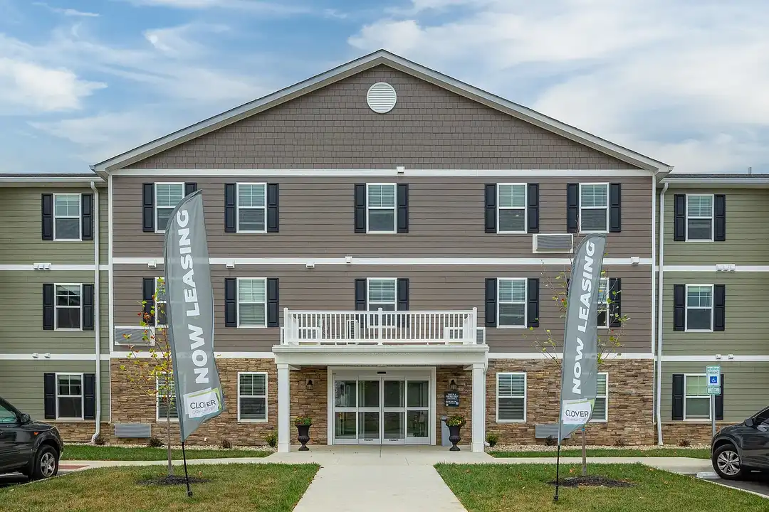 Meridian Hills – photo 1