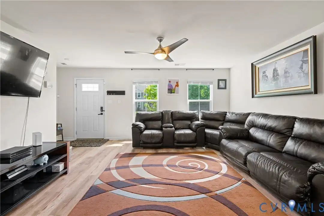 21012 Baileys Grove Dr - View 4