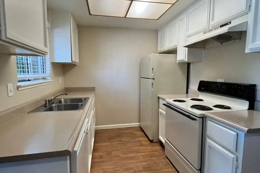 1575 Heather Dr unit 1425 AMA-10 - View 6