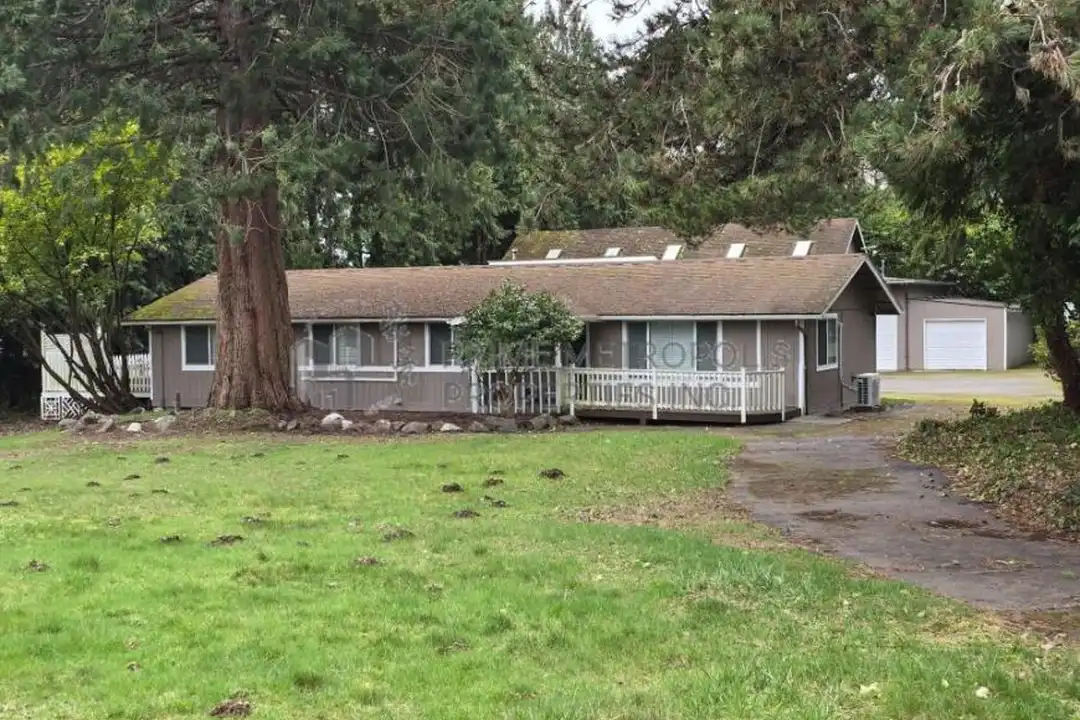 12925 158th Ave SE - View 2