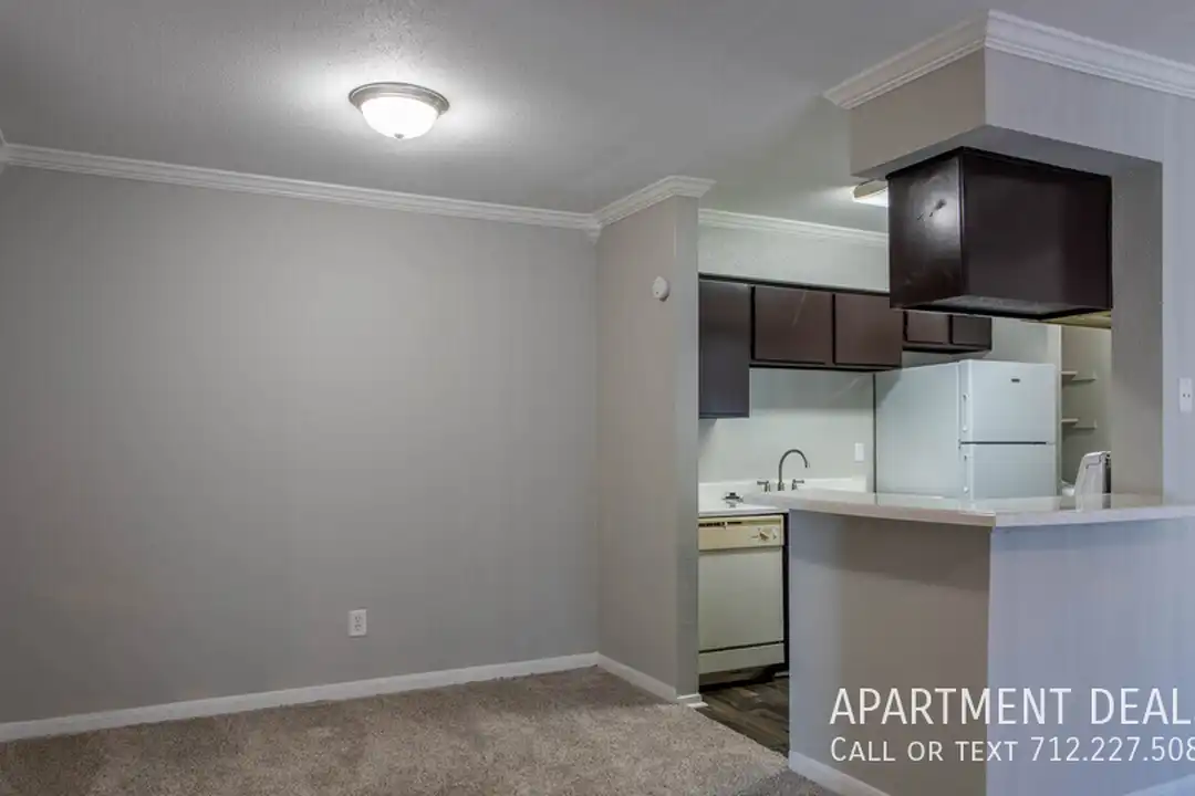 4106 Vista Rd - View 3