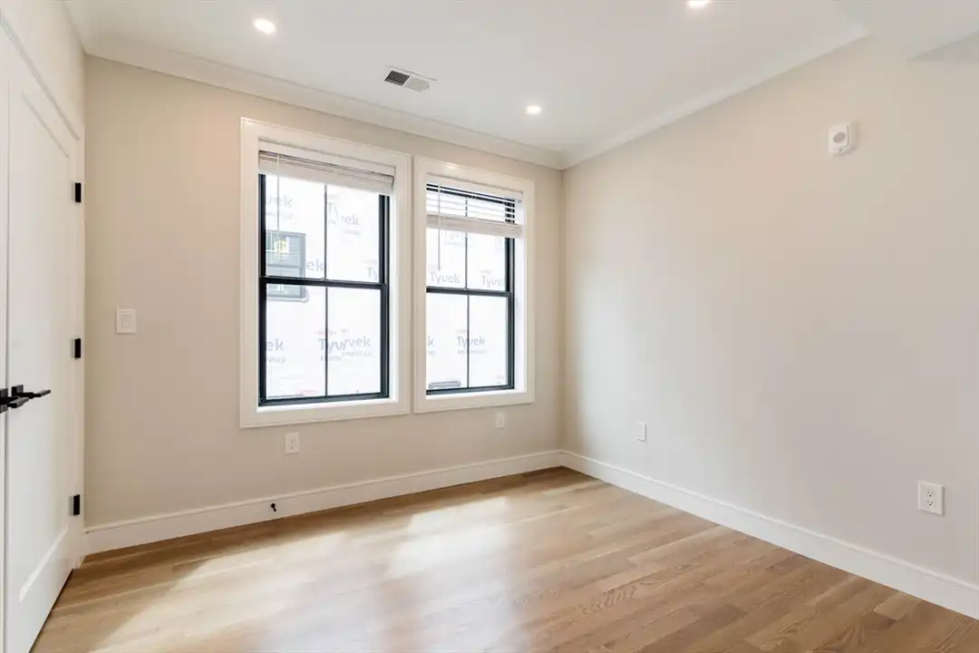 283 Lamartine St unit 2 - View 5