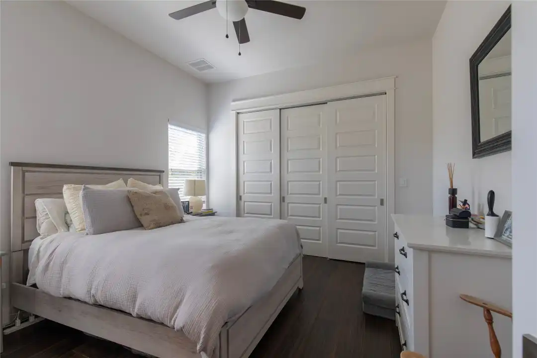 1608 Ulit Ave unit B - More