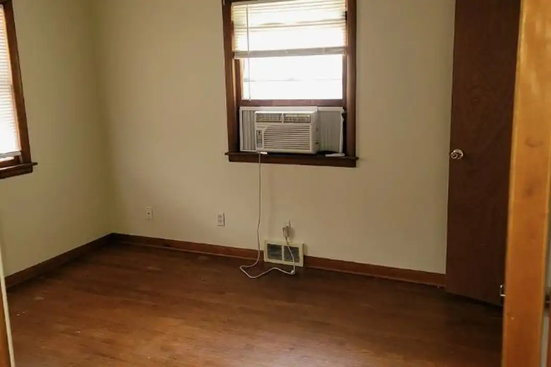 Apartment in Decatur - View 4