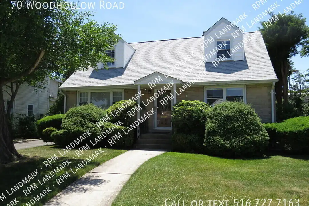 70 Woodhollow Rd – photo 1 of 10