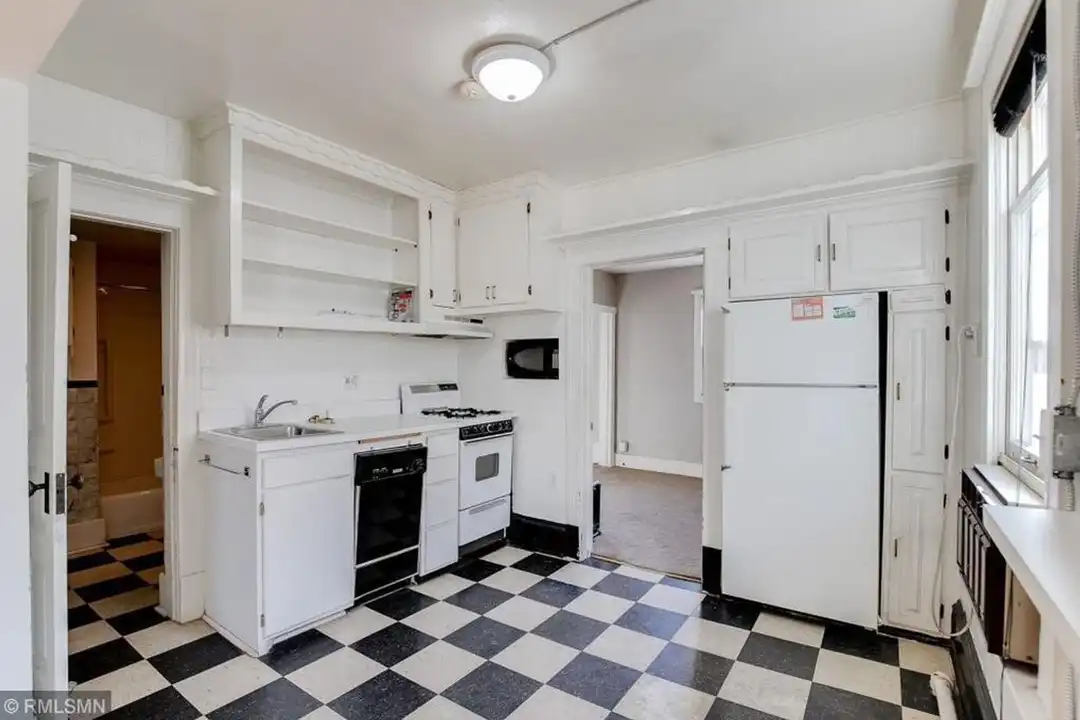 990 15th Ave SE unit 3 – pohled 6