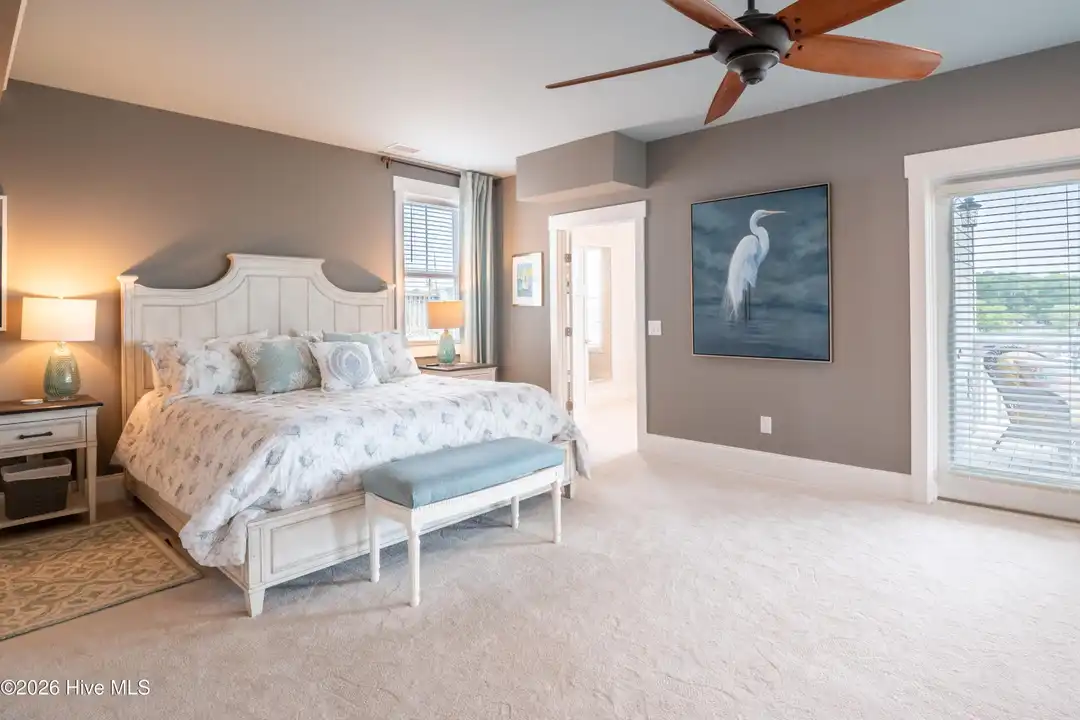 200 Annie Dr - View 2