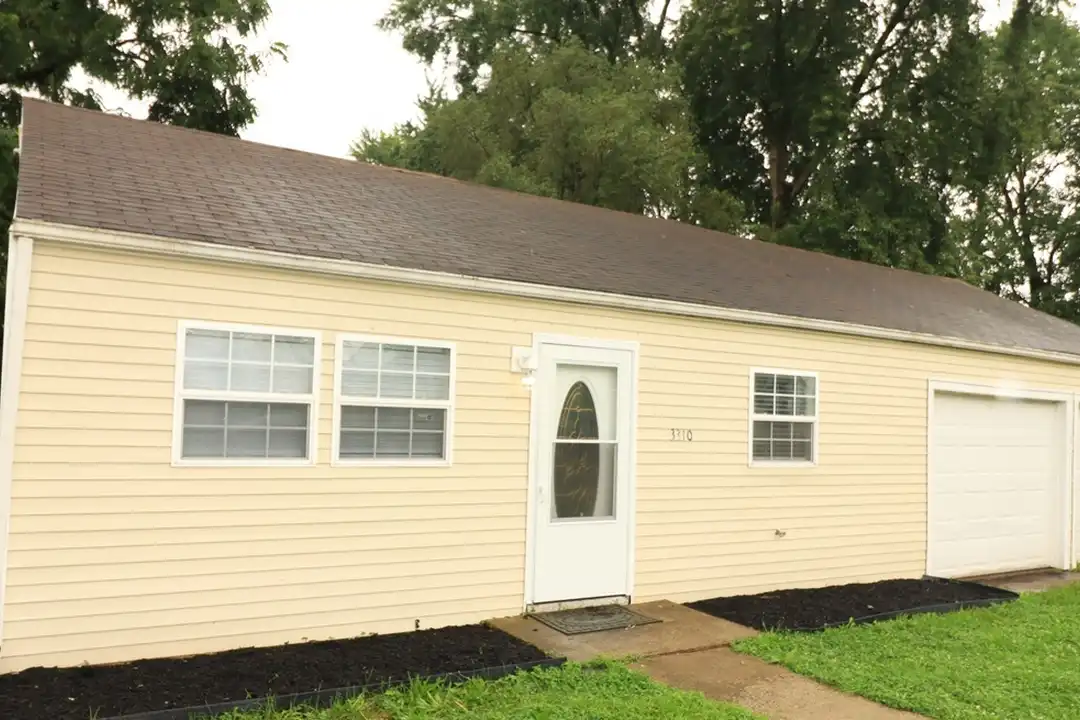 3310 Rodgers Ave – photo 1