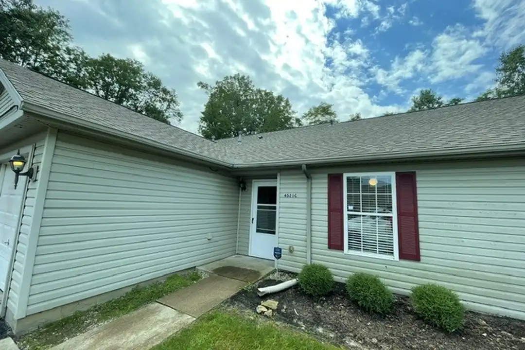 4521 Oneil Blvd unit C – photo 1 of 8