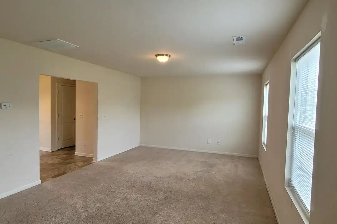 82 Aleah Ct - View 2
