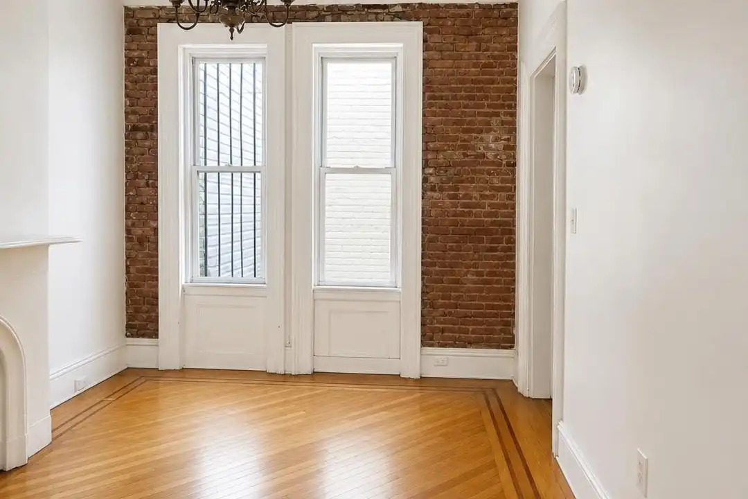 60 Clifton Pl #1 – photo 1