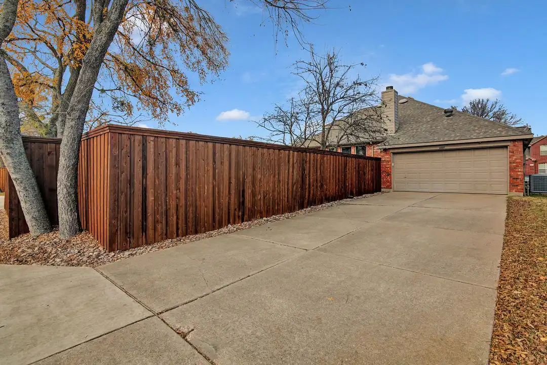 6005 Pine Meadow Ln - View 4