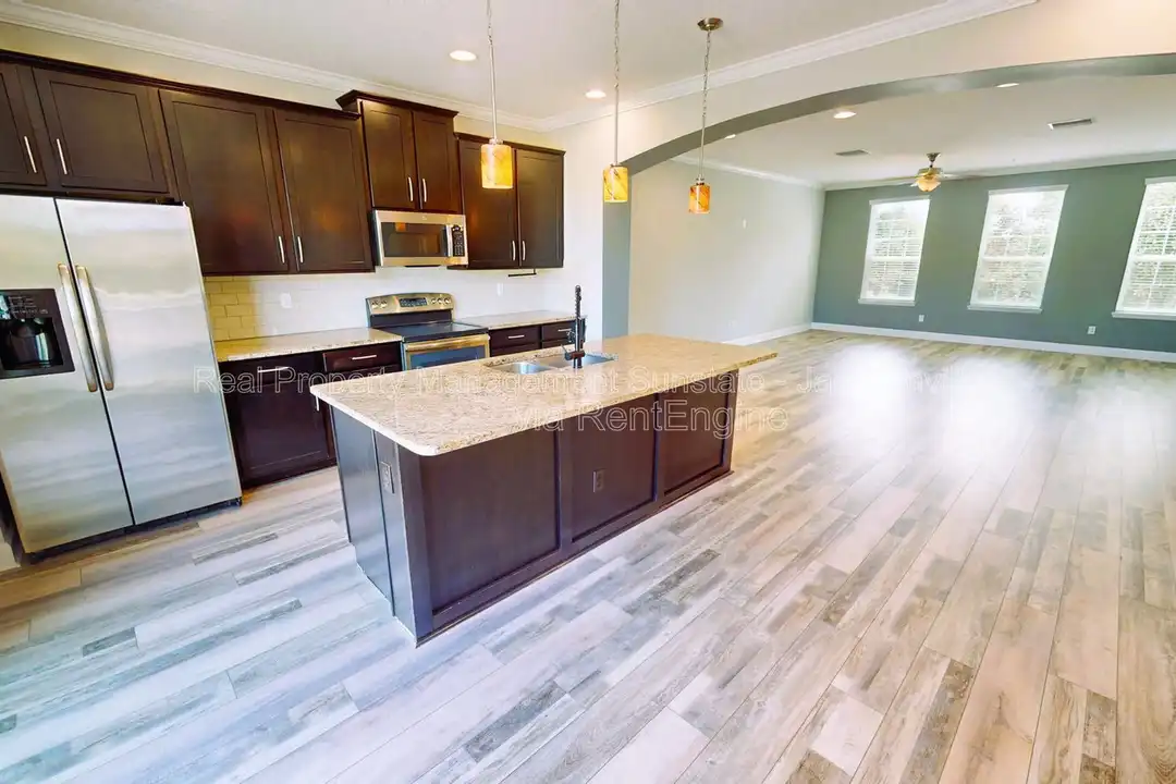 4298 Ellipse Dr - View 6